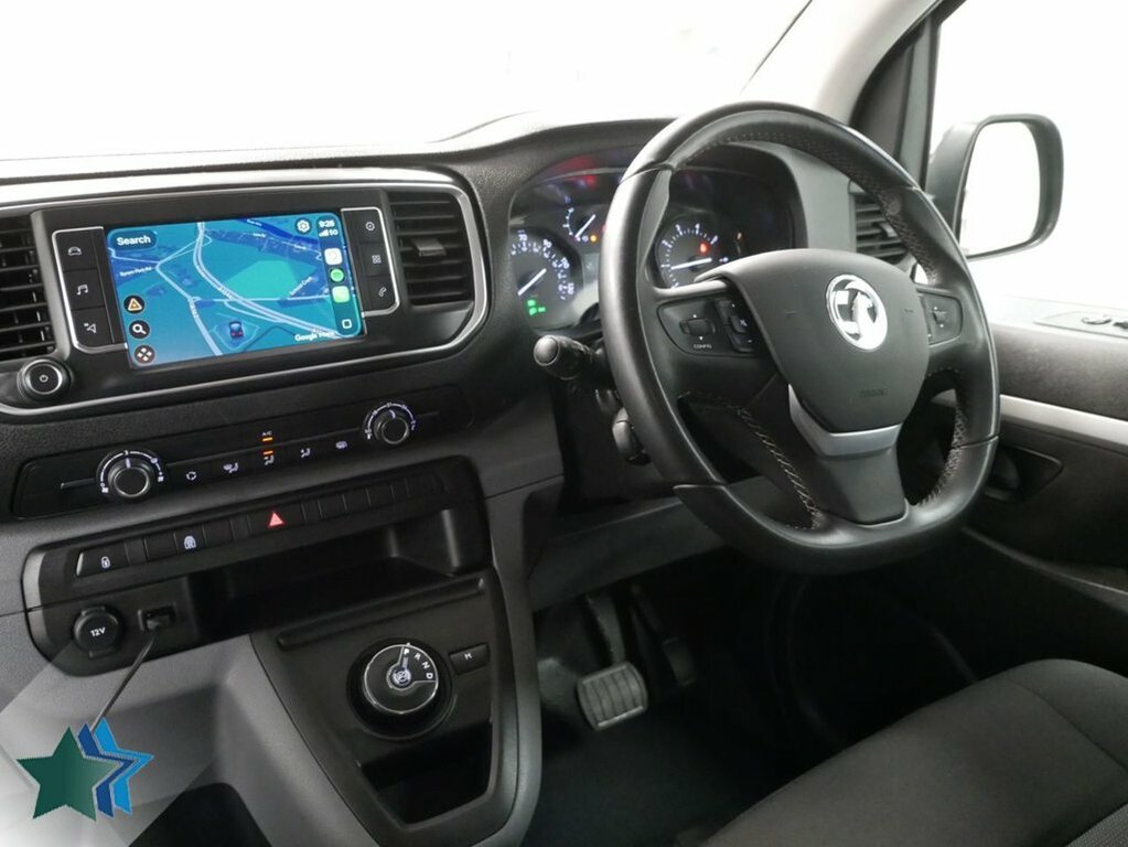Vauxhall Vivaro 2L 2.0 Turbo D 3100 Elite Crew Van Double Cab 6Dr Black #2