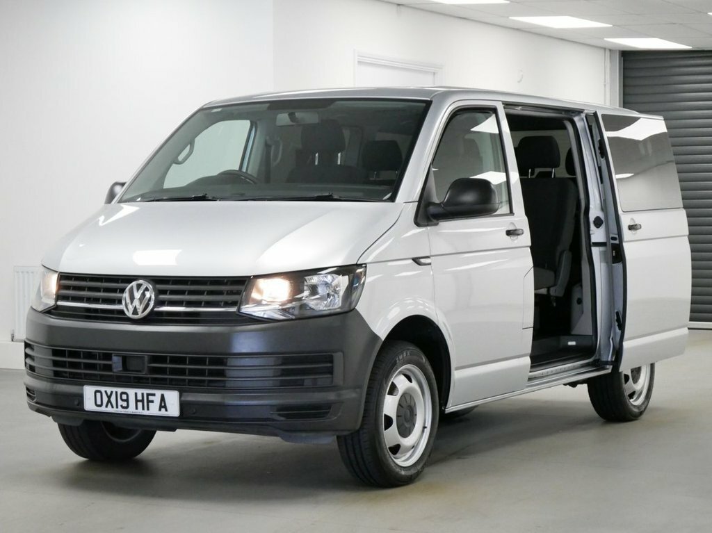 Volkswagen Transporter Shuttle 2L 2.0 Tdi S Minibus Double Cab Silver