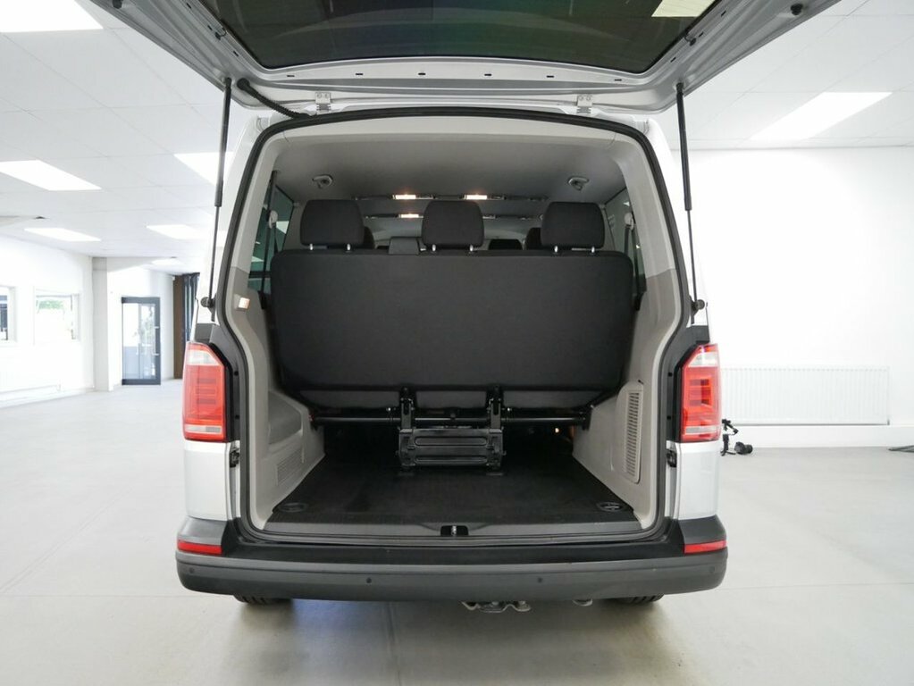 Volkswagen Transporter Shuttle 2L 2.0 Tdi S Minibus Double Cab Silver #5