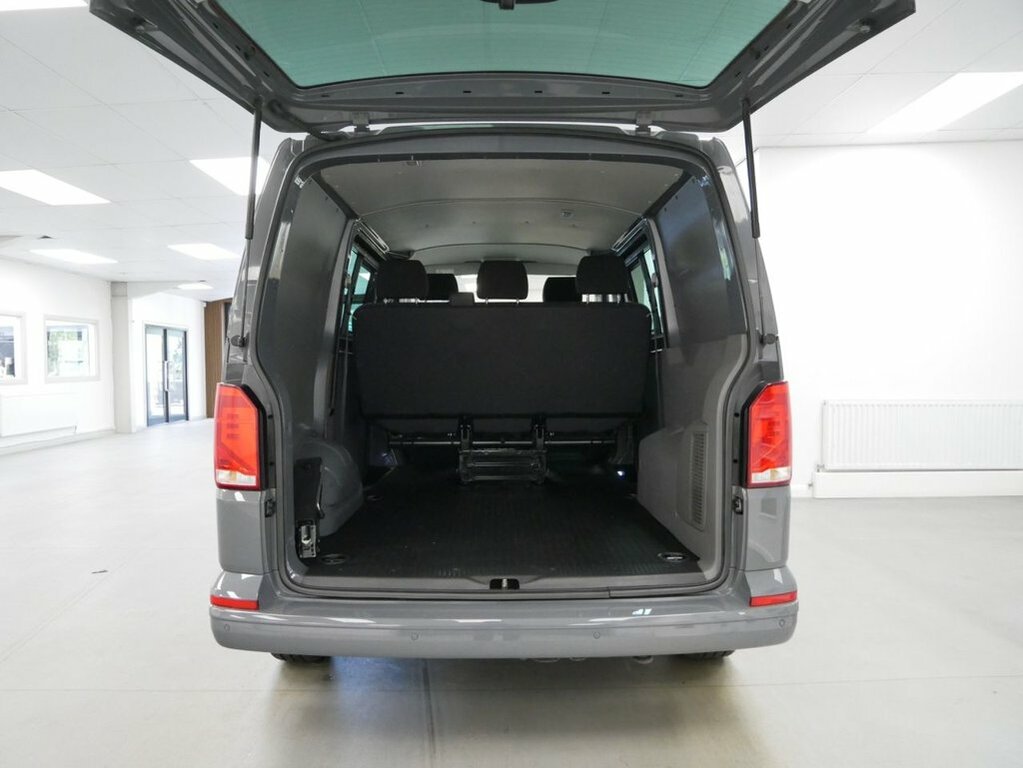 Volkswagen Transporter 2L 2.0 Tdi T30 Highline Kombi Double Cab Diese EJ70FRP Grey #4