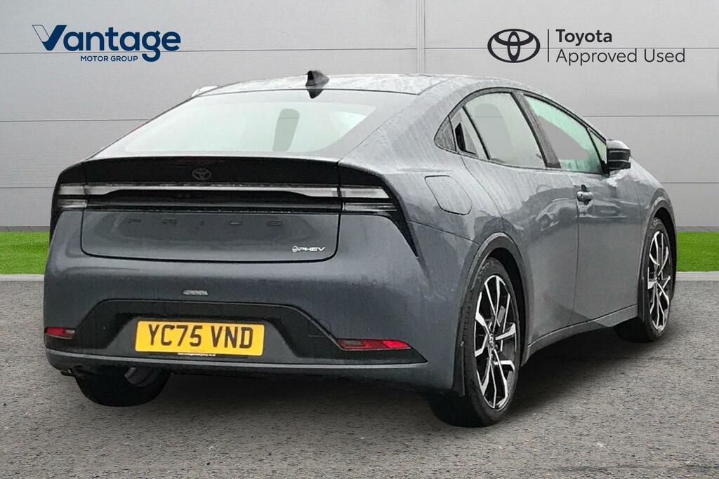 Toyota Prius 2.0 13.6Kwh Excel Cvt Euro 6 Ss YC75VND Grey #3