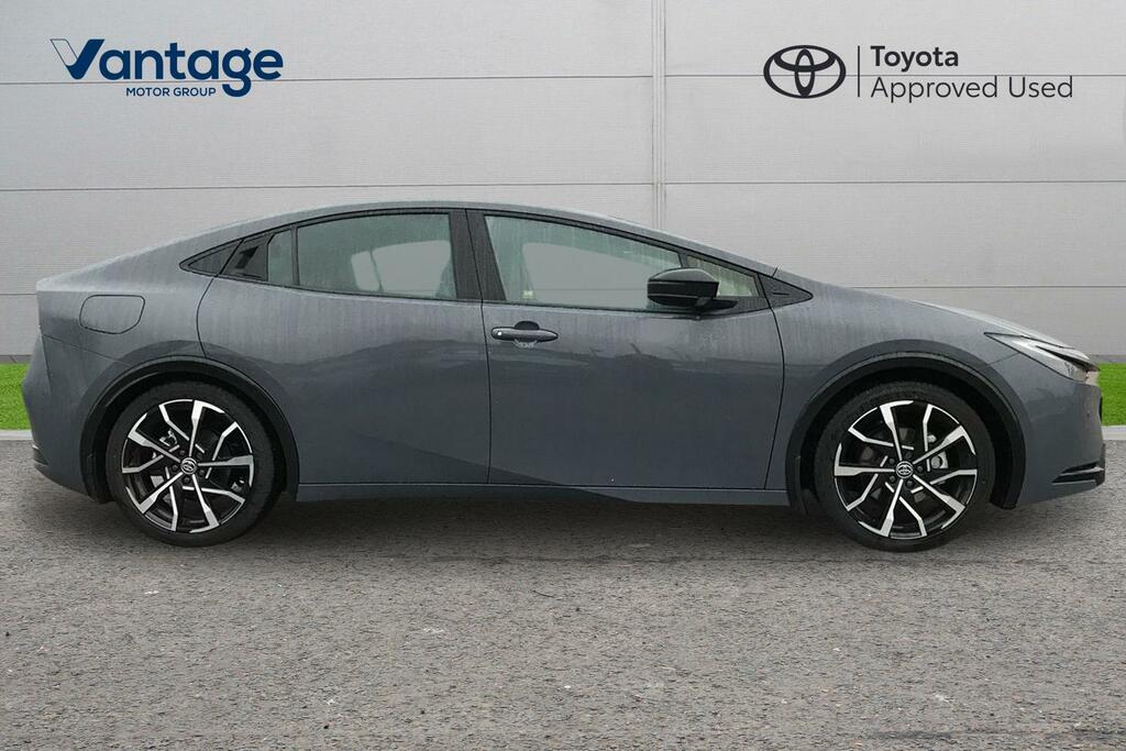 Toyota Prius 2.0 13.6Kwh Excel Cvt Euro 6 Ss YC75VND Grey #2