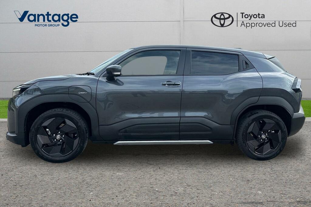 Toyota Urban Cruiser 61Kwh Design YF75USZ Grey #6