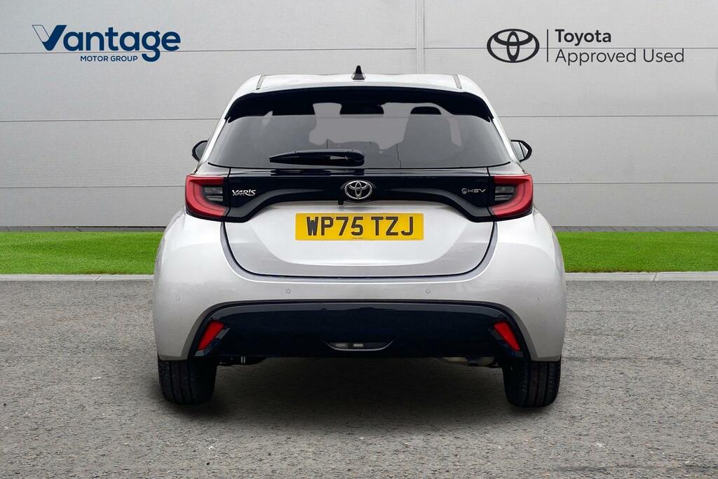 Toyota Yaris 1.5 Vvt-h Excel E-cvt Euro 6 Ss WP75TZJ Silver #4