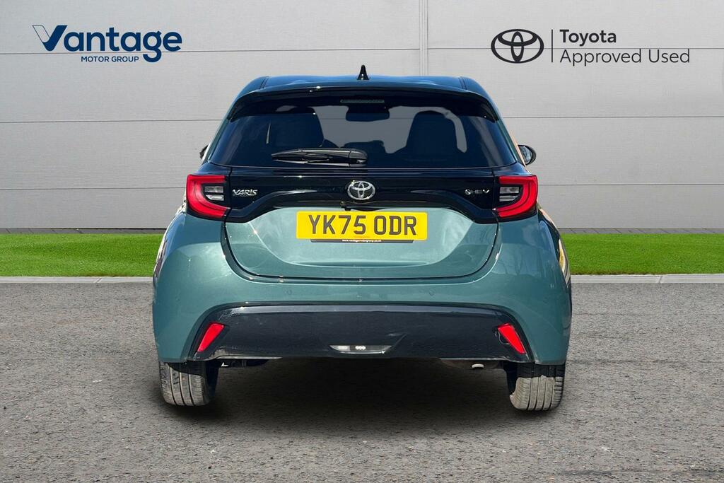 Toyota Yaris 1.5 Vvt-h Excel Hatchback Hybrid E-cvt YK75ODR Green #4