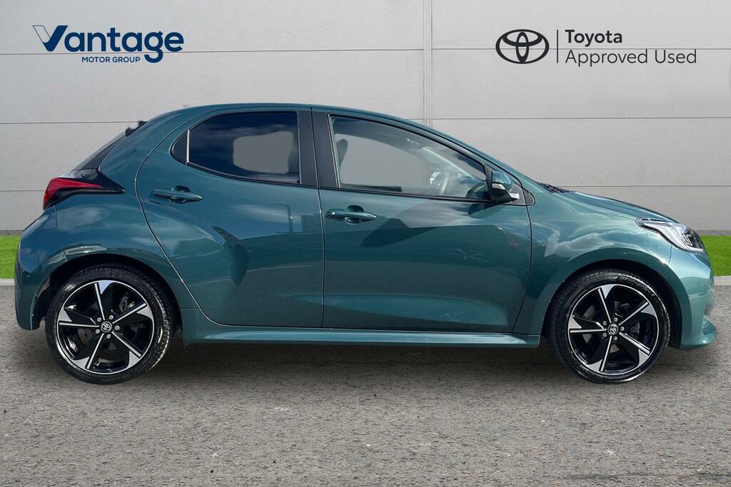 Toyota Yaris 1.5 Vvt-h Excel Hatchback Hybrid E-cvt YK75ODR Green #2