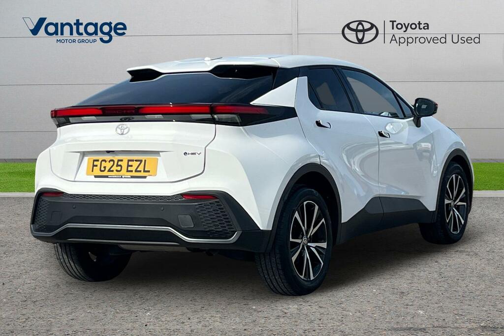Toyota C-Hr 1.8 Vvt-h Design Cvt Euro 6 Ss FG25EZL White #3