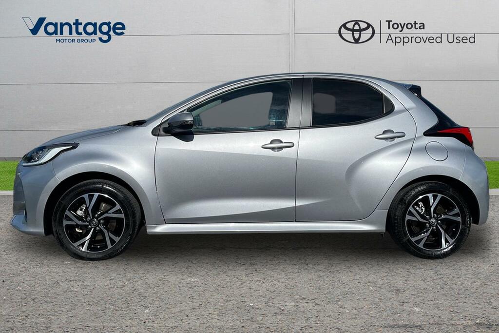 Toyota Yaris 1.5 Vvt-h Design Hatchback Hybrid E-cvt YD24BNY Silver #6