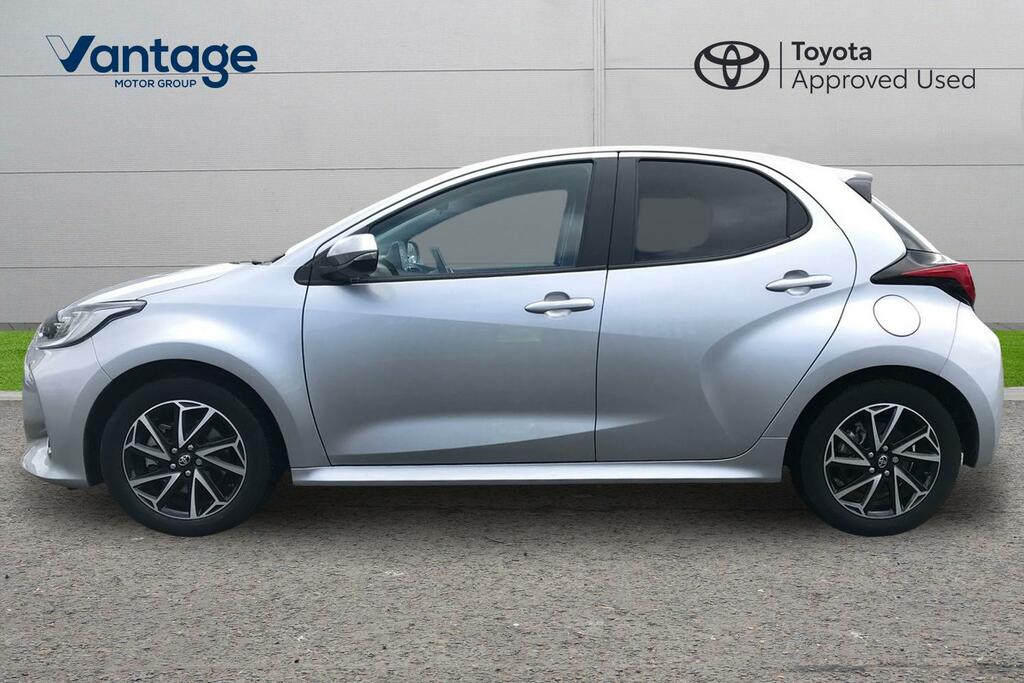 Toyota Yaris 1.5 Vvt-h Design E-cvt Euro 6 Ss PF23WZW Silver #6