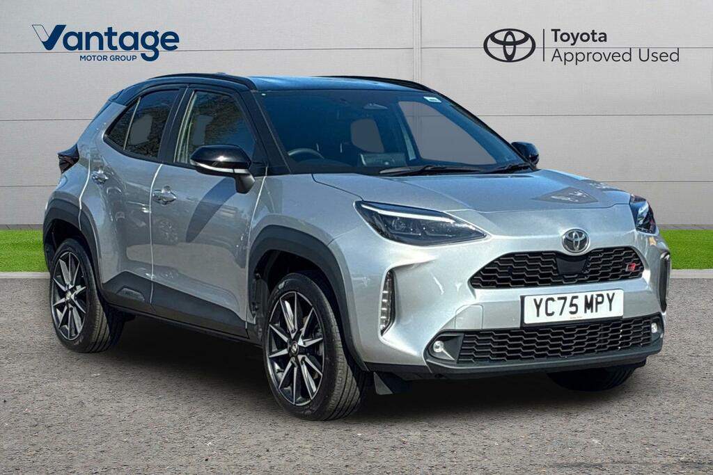 Toyota Yaris Cross 1.5 Vvt-h Gr Sport E-cvt Euro 6 Ss Silver