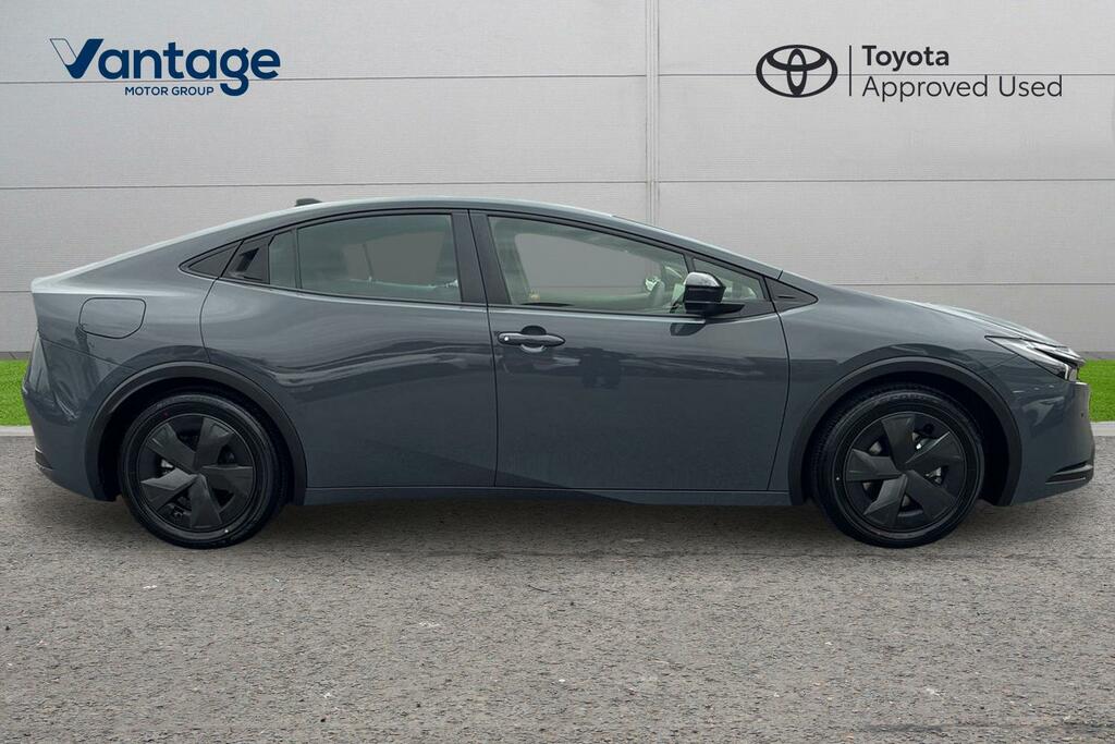 Toyota Prius 2.0 13.6Kwh Design Cvt Euro 6 Ss YK75OAC Grey #2
