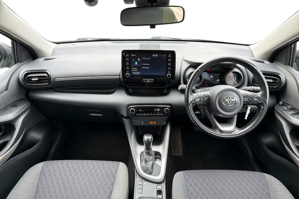 Toyota Yaris 1.5 Vvt-h Design Hatchback Hybrid E-cvt YW21FDA Black #6