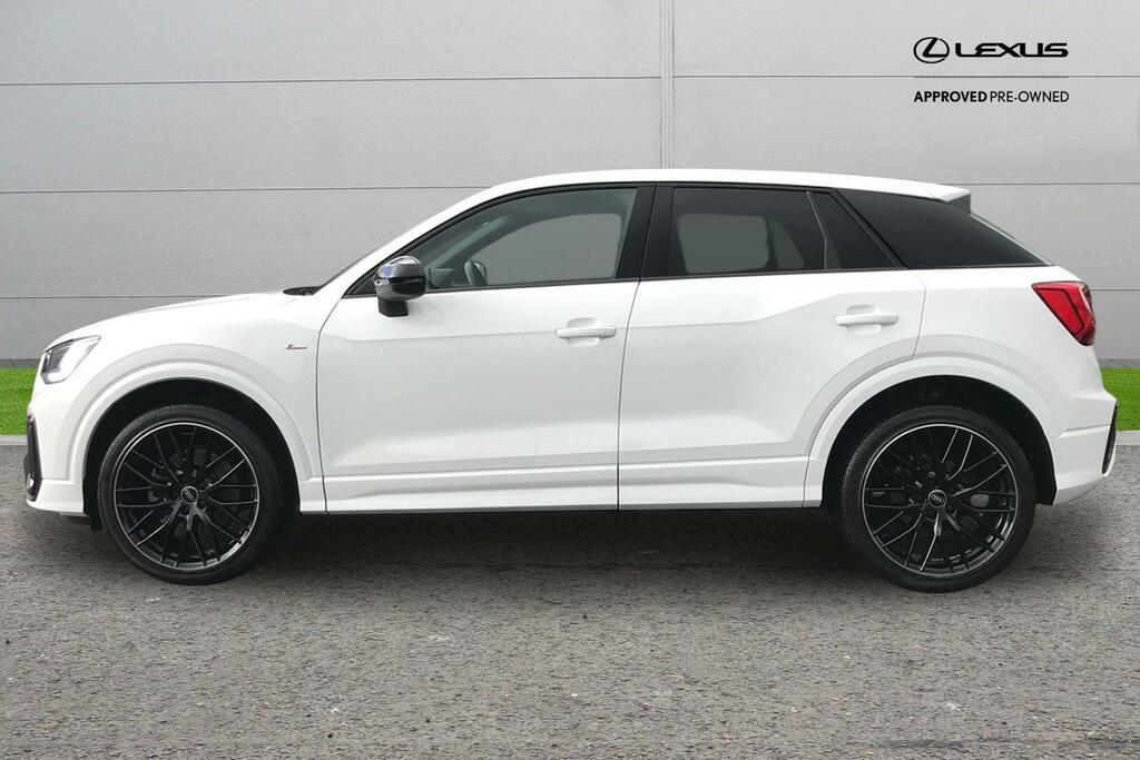 Audi Q2 1.0 Tfsi 30 Black Edition Euro 6 Ss White #3
