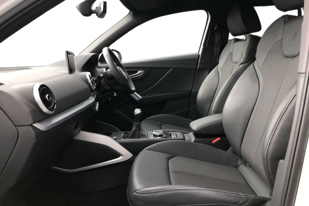 Audi Q2 1.0 Tfsi 30 Black Edition Euro 6 Ss White #6