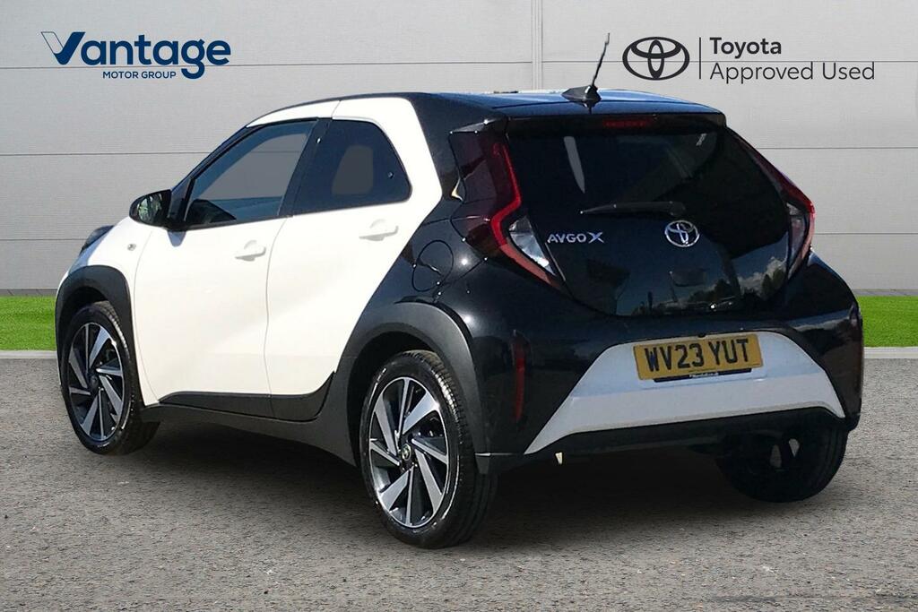 Toyota Aygo X 1.0 Vvt-i Edge Euro 6 Ss WV23YUT White #4