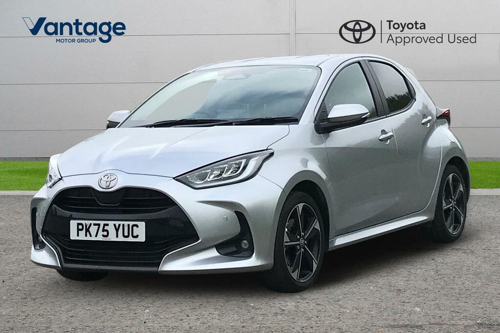 Toyota Yaris 1.5 Vvt-h Excel E-cvt Euro 6 Ss PK75YUC Silver #3