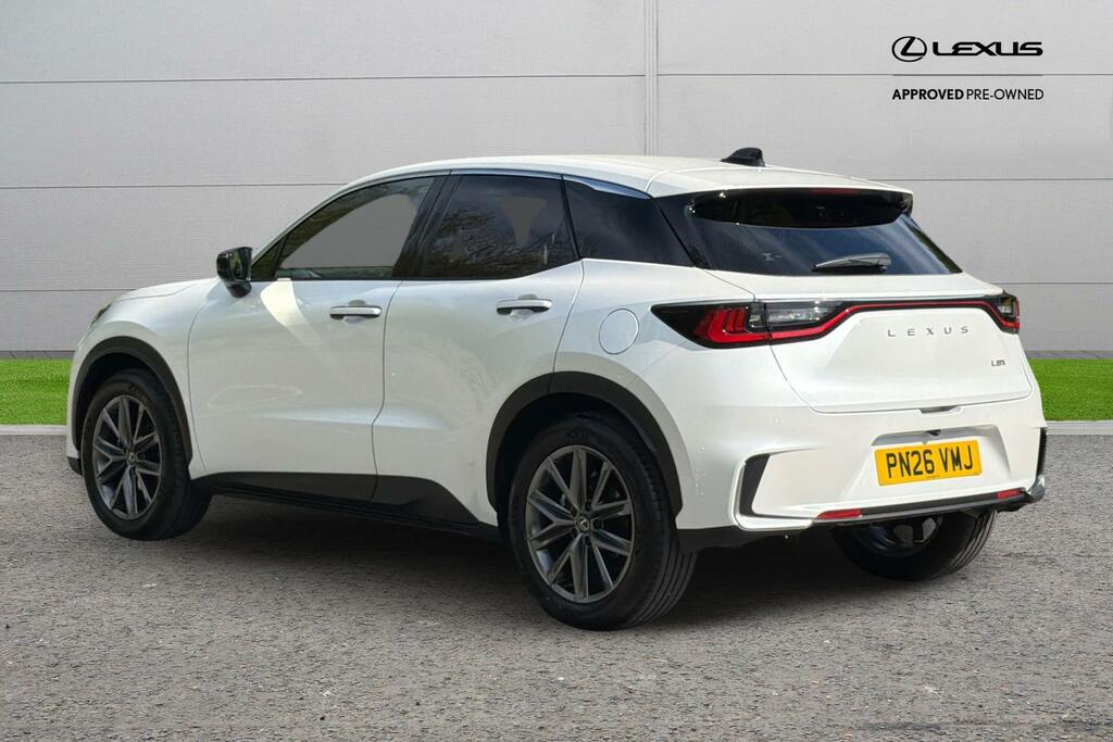 Lexus LBX 1.5 Vvt-ie Premium Plus E-cvt Euro 6 Ss PN26VMJ White #2