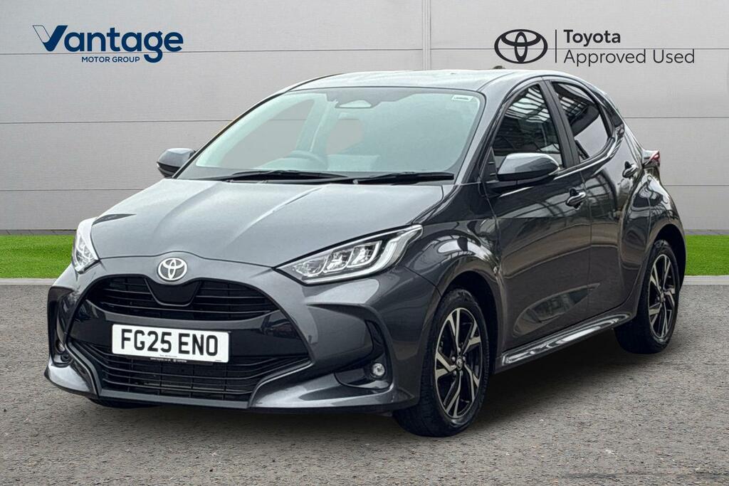 Toyota Yaris 1.5 Vvt-h Design E-cvt Euro 6 Ss FG25ENO Grey #3