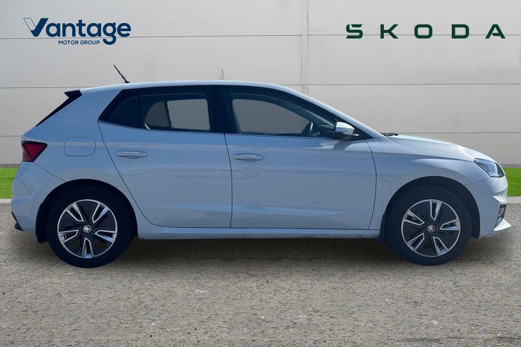 Skoda Fabia 1.0 Tsi 110 Se L KP73BZY White #2