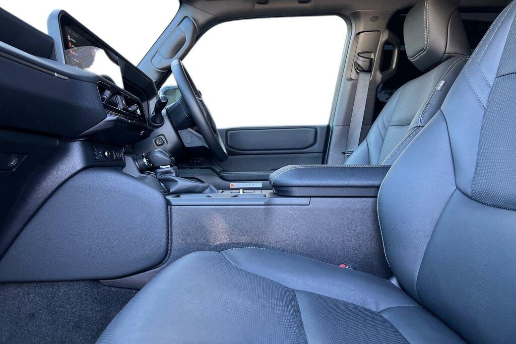 Toyota Land Cruiser 2.8D Invincible Suv 4Wd Euro 6 S Black #5