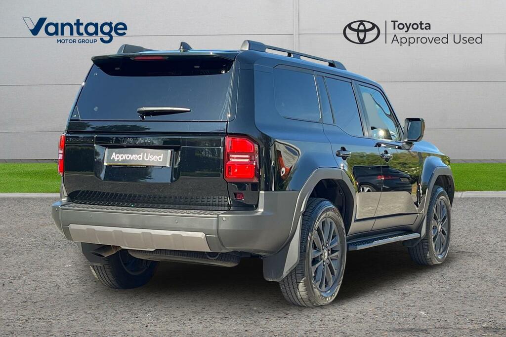 Toyota Land Cruiser 2.8D Invincible Suv 4Wd Euro 6 S Black #2