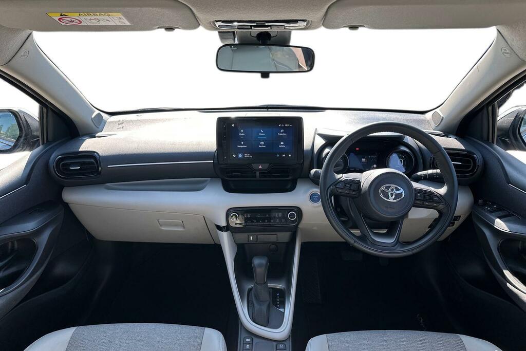 Toyota Yaris 1.5 Vvt-h Excel E-cvt Euro 6 Ss FL23DGX Silver #6