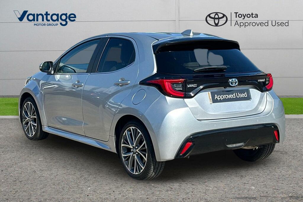 Toyota Yaris 1.5 Vvt-h Excel E-cvt Euro 6 Ss FL23DGX Silver #4