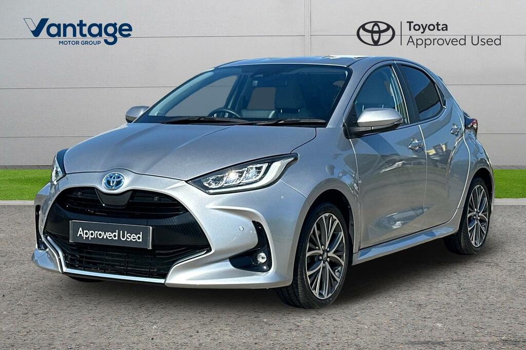 Toyota Yaris 1.5 Vvt-h Excel E-cvt Euro 6 Ss FL23DGX Silver #3