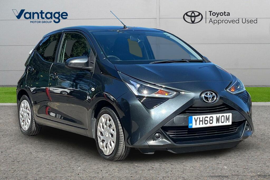 Toyota Aygo 1.0 Vvt-i X-play Hatchback X-shift Euro Grey