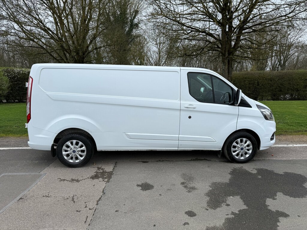 Ford Transit Custom 2.0 300 Ecoblue Limited Panel Van YF72LOD White #5