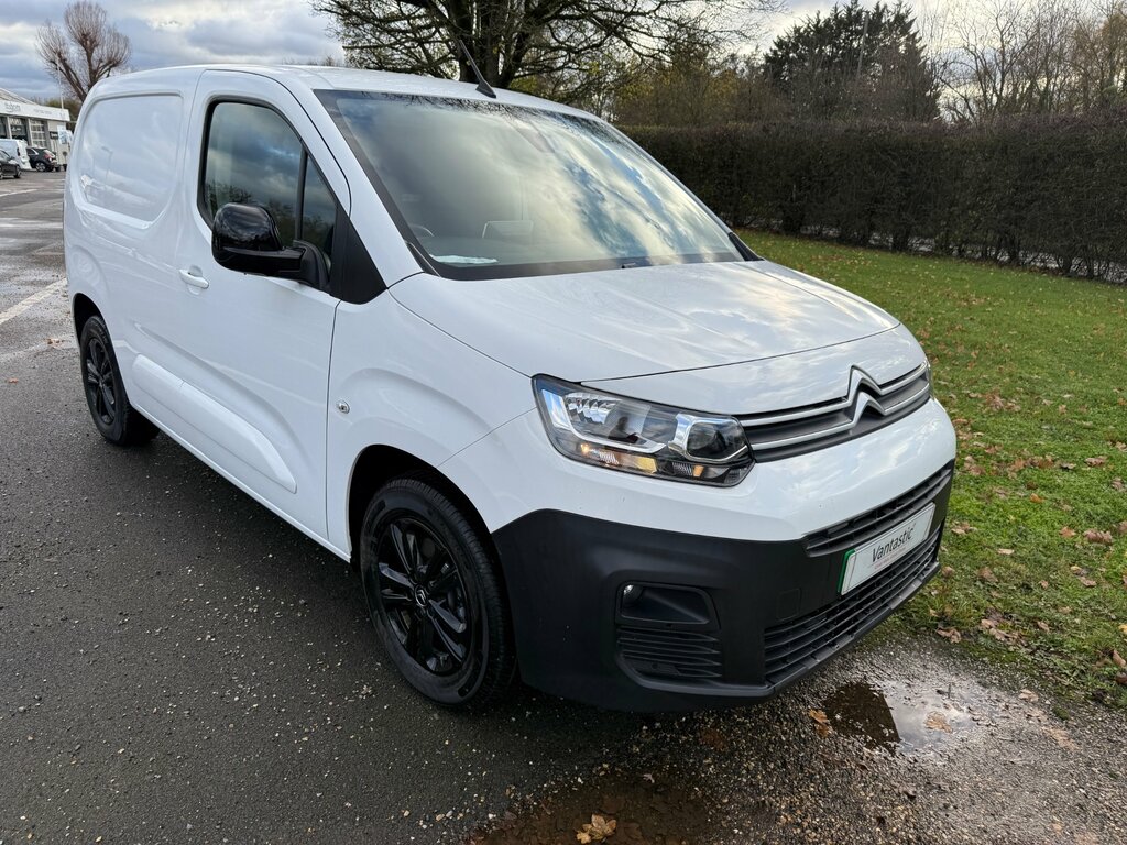 Citroen e-Berlingo 800 50Kwh Driver M Pro Panel Van White