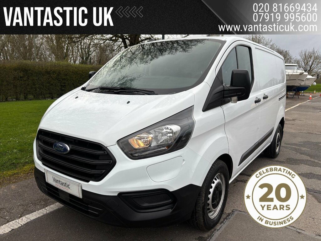 Ford Transit Custom 1.0 340 Ecoboost 13.6Kwh Leader Panel Van Petr White