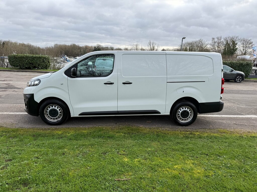 Citroen Dispatch 2.0 Bluehdi 1400 Enterprise Pro XL Panel Van 6Dr D LB71YWR White #3