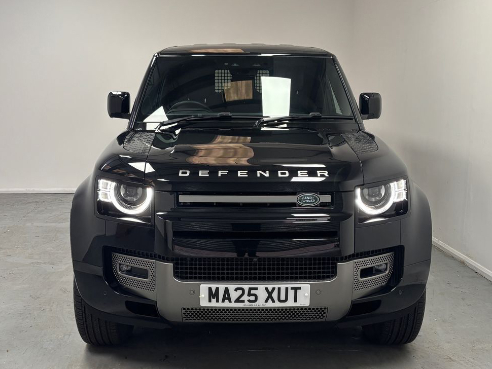 Land Rover Defender D350 Hard Top X-dynamic Hse 3.0 350Ps MA25XUT Black #2