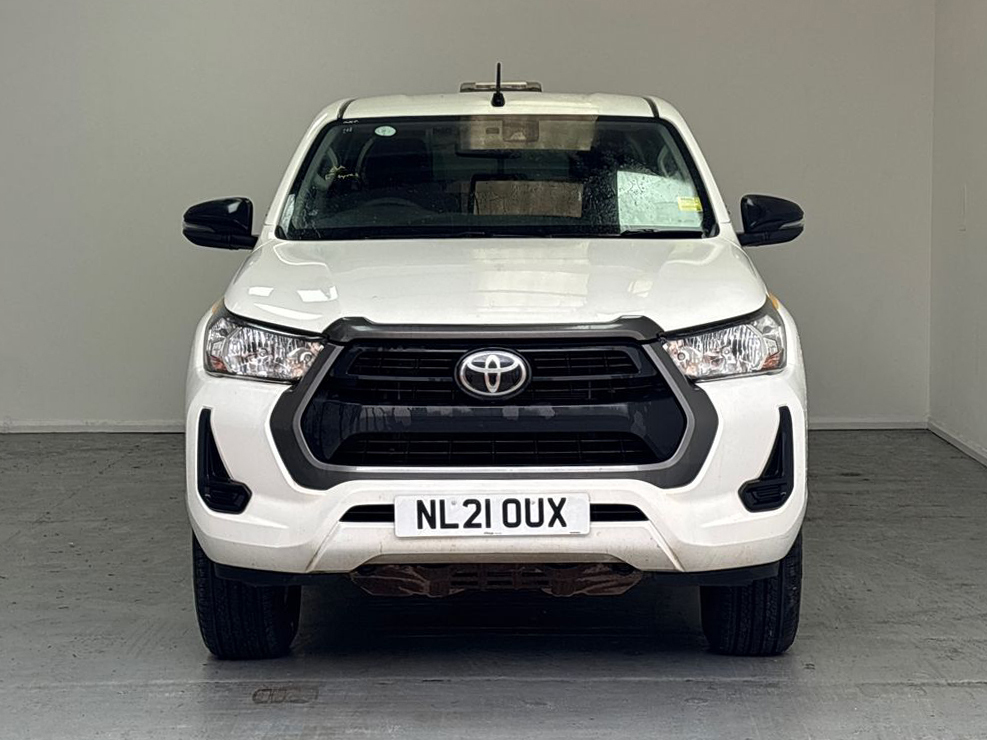 Toyota HILUX Active Dcab 2.4 150Ps D-4d White #2