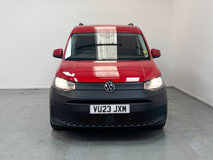 Volkswagen Caddy C20 Commerce 2.0 Tdi 75Ps VU23JXM Red #2
