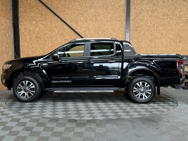 Ford Ranger 3.2 Tdci Wildtrak Pickup Double Cab Aut GX68YYC Black #2