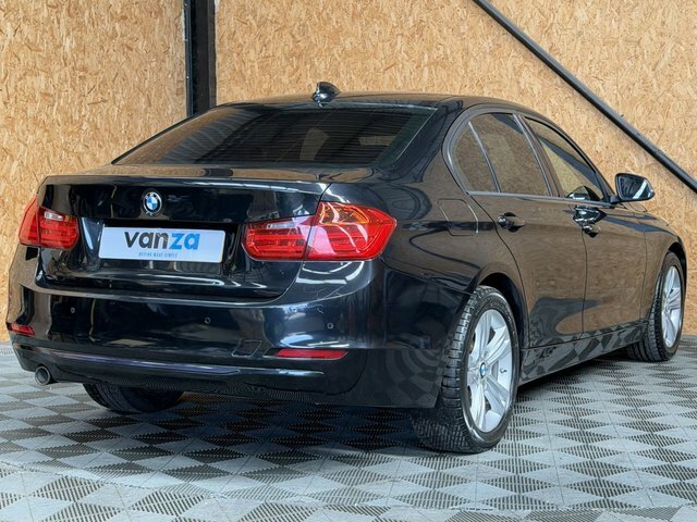 BMW 3 Series 2.0 318D Sport Saloon Euro 5 S GV14FRC Black #3