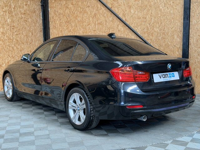 BMW 3 Series 2.0 318D Sport Saloon Euro 5 S GV14FRC Black #6