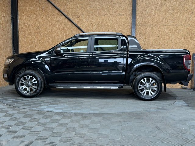 Ford Ranger 3.2 Tdci Wildtrak Pickup Double Cab Man GK68ZZT Black #2