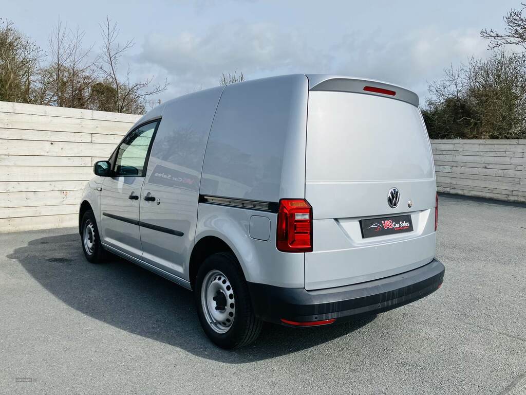 Volkswagen Caddy 2.0 Tdi Bluemotion Tech 102Ps Startline Van ML19HDZ Silver #4