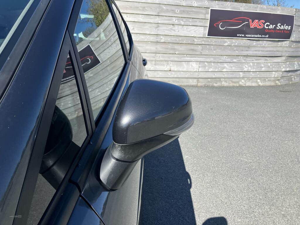 Ford Fiesta 1.1 Zetec YJ68ZOT Grey #4