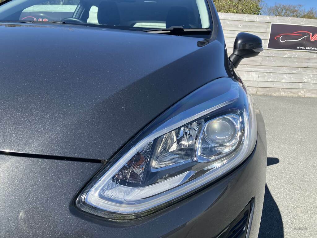 Ford Fiesta 1.1 Zetec YJ68ZOT Grey #5