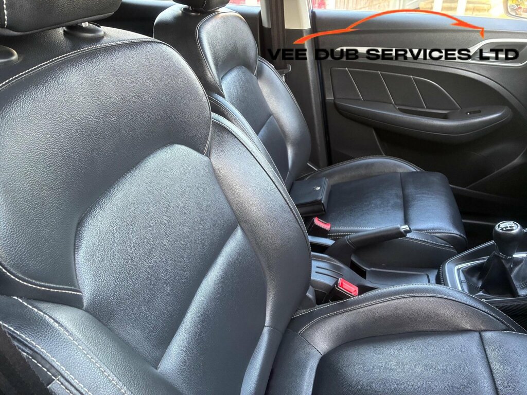 MG ZS 1.5 Vti-tech Exclusive Euro 6 Ss CE68KMK Blue #5