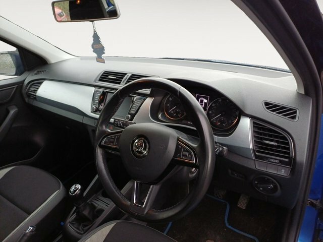 Skoda Fabia 1.0 Tsi Colour Edition Hatchback SR17FFJ Blue #4