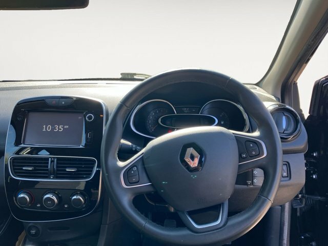 Renault Clio 0.9 Tce Eco Dynamique Nav Hatchback Man LX68VPO Black #4