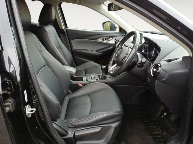 Mazda CX-3 2.0 Skyactiv-g Sport Nav Suv Eu SY68FNS Black #3