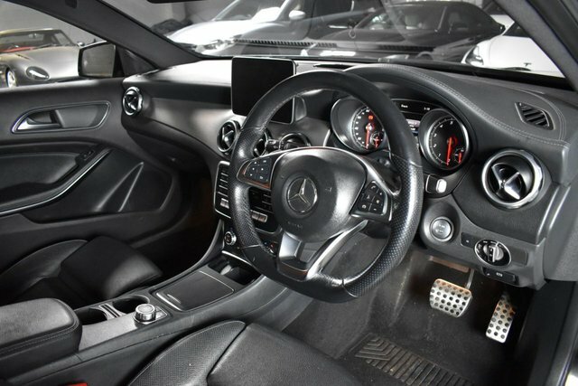 Mercedes-Benz GLA Class Automatic FG19YJH Black #3