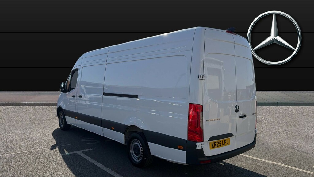 Mercedes-Benz Sprinter Pro White #2