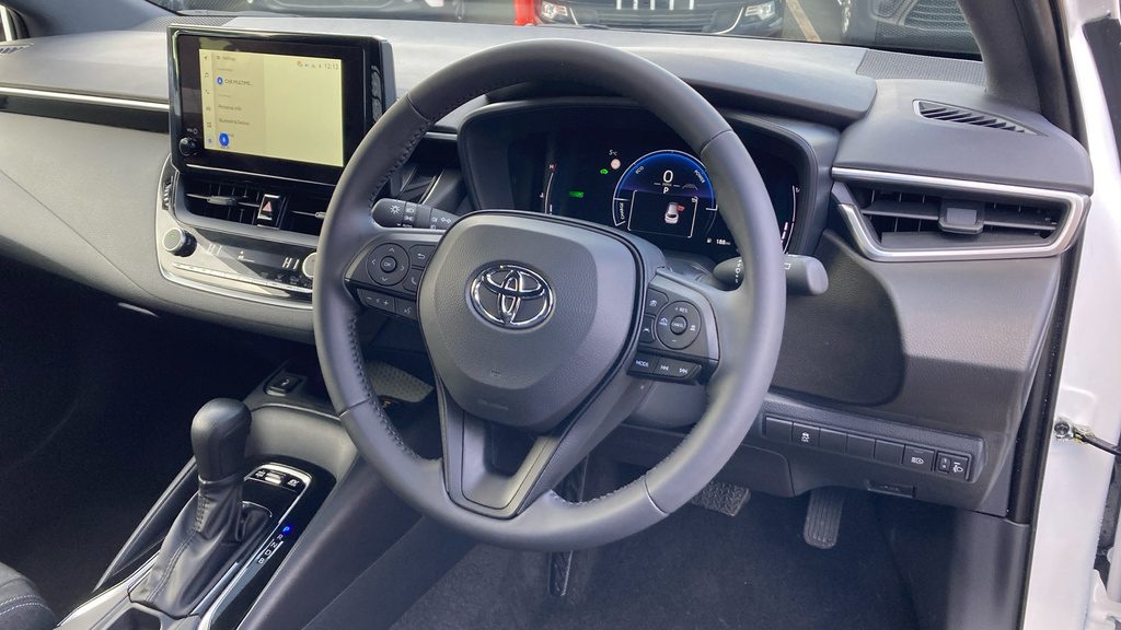 Toyota Corolla Commercial White #6